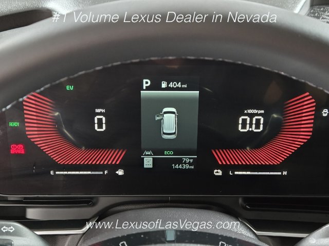 Used 2025 Kia Carnival EX FWD image 31