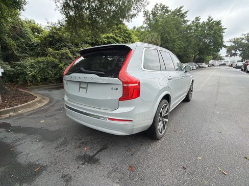 Used 2025 Volvo XC90 B5 Plus w/ Protection Package Premier AWD/4WD image 13
