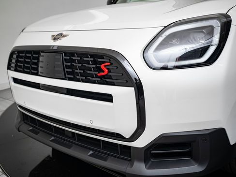 Certified 2025 MINI Cooper Countryman S image 3