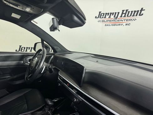 Used 2025 Kia Sorento SX Prestige image 37