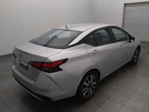 Used 2025 Nissan Versa SV FWD image 9