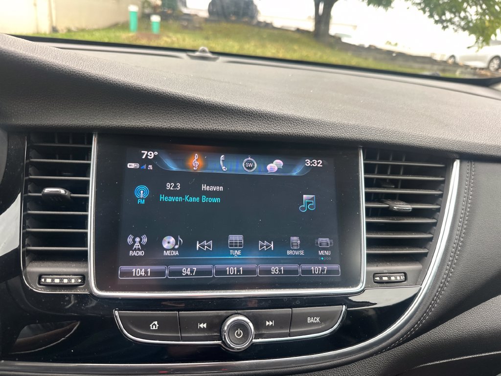 Used 2018 Buick Encore Preferred FWD image 17