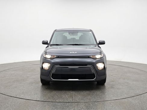 Used 2025 Kia Soul LX w/ LX Technology Package FWD image 2