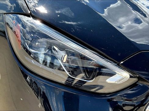 Used 2022 Mercedes-Benz C 300 Sedan image 37