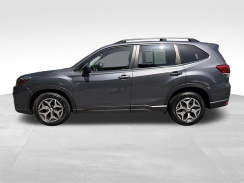 Used 2020 Subaru Forester Premium w/ Popular Package #1 AWD/4WD image 12