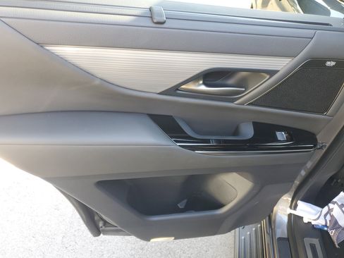 Used 2024 Lexus LX 600 F Sport image 18