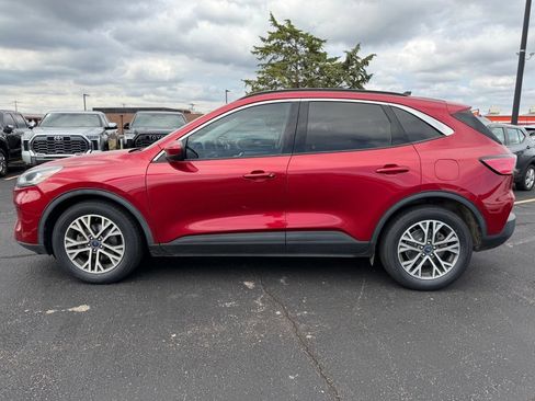 Used 2022 Ford Escape SEL FWD image 4
