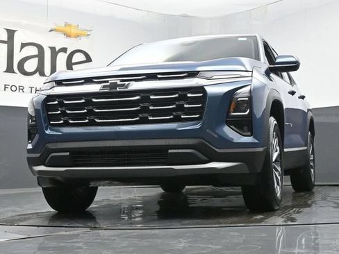 New 2026 Chevrolet Equinox LT w/ Convenience Package II FWD image 34