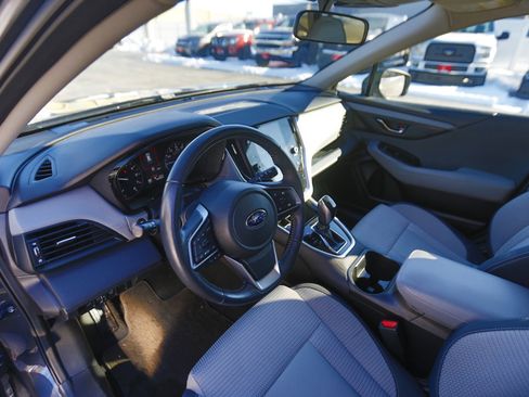 Used 2023 Subaru Outback Premium image 4