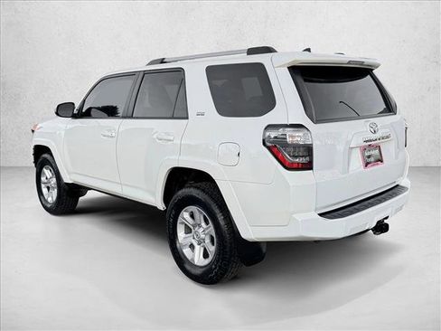 Certified 2022 Toyota 4Runner SR5 Premium image 4