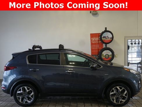 Used 2020 Kia Sportage EX w/ Option Group 15 image 2