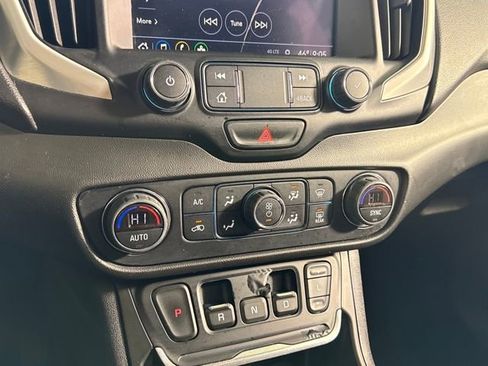 Used 2020 GMC Terrain SLT AWD/4WD image 35