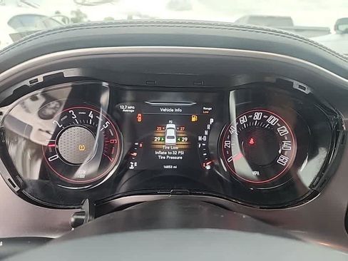 Used 2022 Dodge Challenger R/T w/ Plus Package image 6