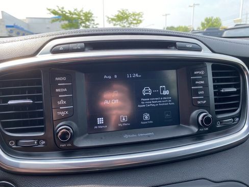 Used 2017 Kia Sorento EX w/ EX V6 Premium Package image 27