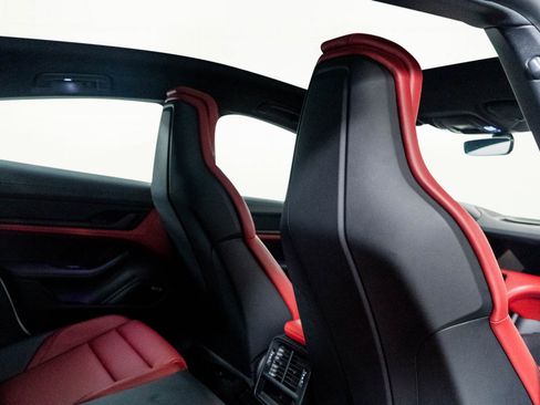 Used 2024 Porsche Taycan 4S w/ Premium Package image 45