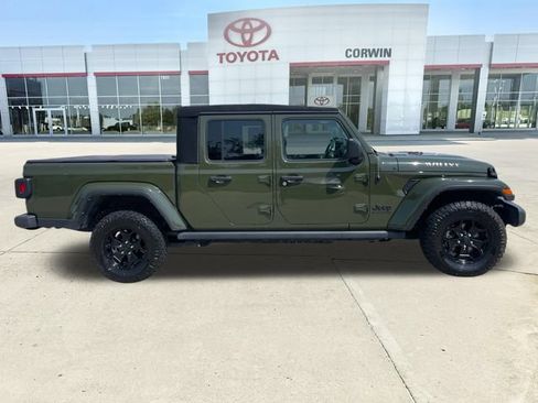Used 2021 Jeep Gladiator Sport AWD/4WD image 12