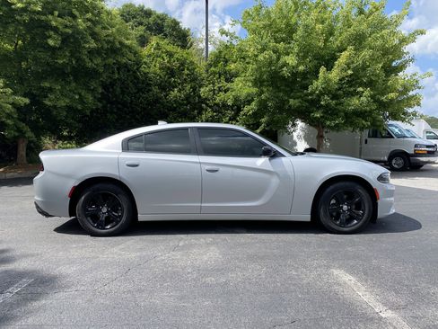 Used 2023 Dodge Charger SXT RWD image 8