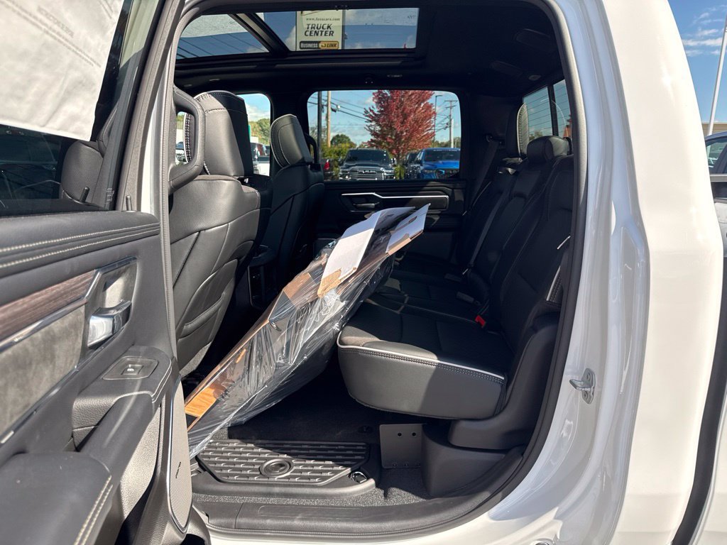 New 2027 RAM 1500 Laramie AWD/4WD image 23