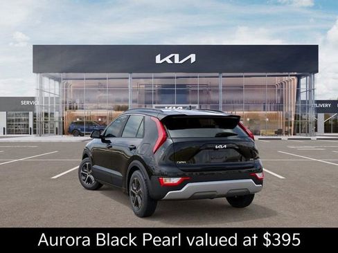 New 2025 Kia Niro EX image 4