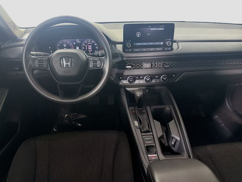 Used 2025 Honda Accord SE image 17