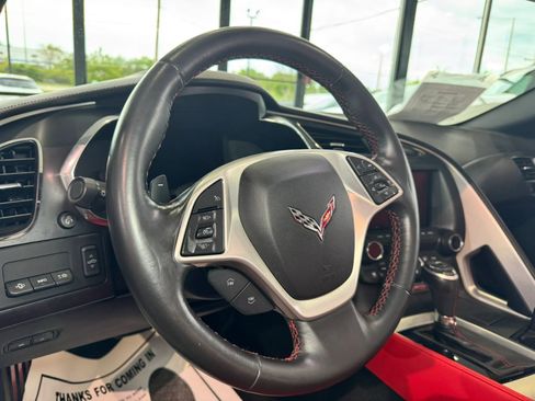 Used 2015 Chevrolet Corvette Stingray Convertible w/ 2LT Preferred Equipment Group RWD image 18