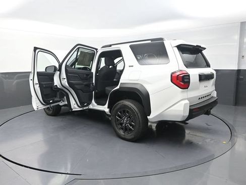 Used 2026 Toyota 4Runner SR5 RWD image 42