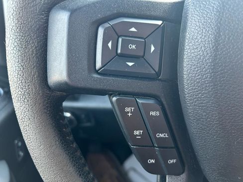 Used 2016 Ford F150 XLT w/ Equipment Group 302A Luxury image 17