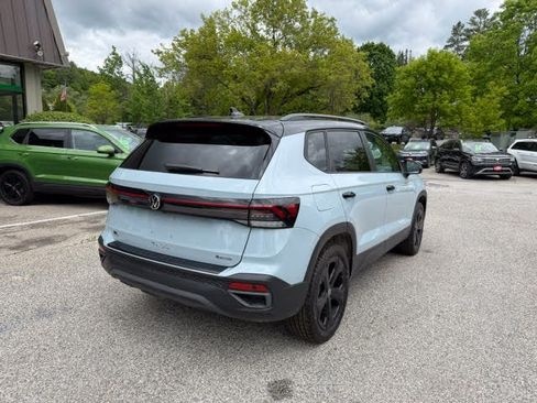 New 2026 Volkswagen Taos SE AWD/4WD image 6