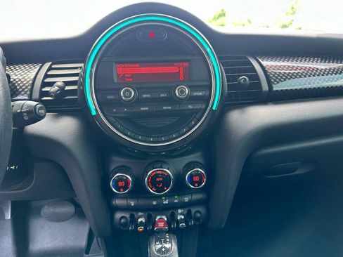 Used 2015 MINI Cooper S image 10