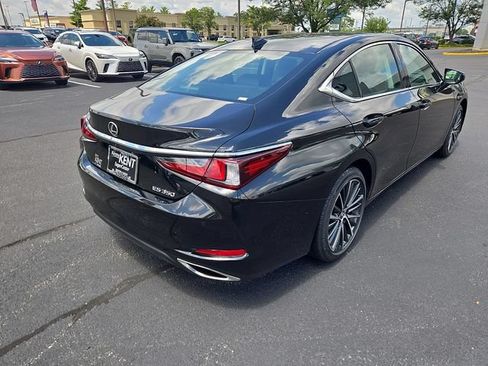 Certified 2025 Lexus ES 350 w/ Premium Package FWD image 3