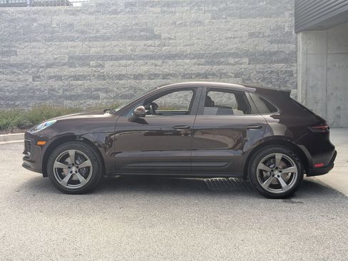 Certified 2026 Porsche Macan AWD/4WD image 2