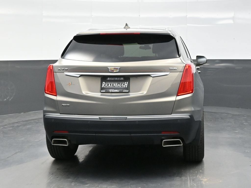 Used 2019 Cadillac XT5 AWD image 6