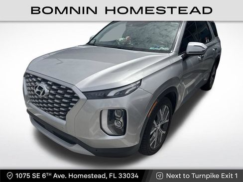 Used 2022 Hyundai Palisade SEL w/ 8P Bench Seat Package FWD image 1