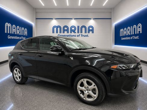 Used 2023 Dodge Hornet GT w/ Cold Weather Group AWD/4WD image 1