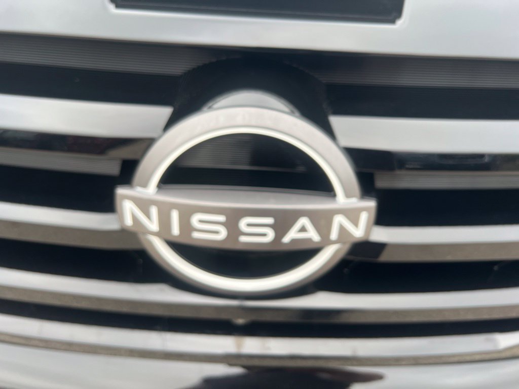 Certified 2024 Nissan Pathfinder Platinum w/ Lighting Package (N92) AWD/4WD image 32