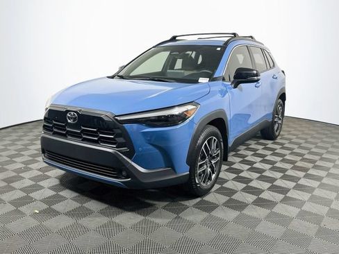 Certified 2026 Toyota Corolla Cross XLE FWD image 4