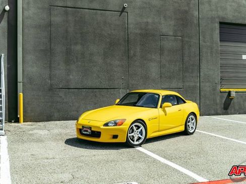 Used 2001 Honda S2000 image 36