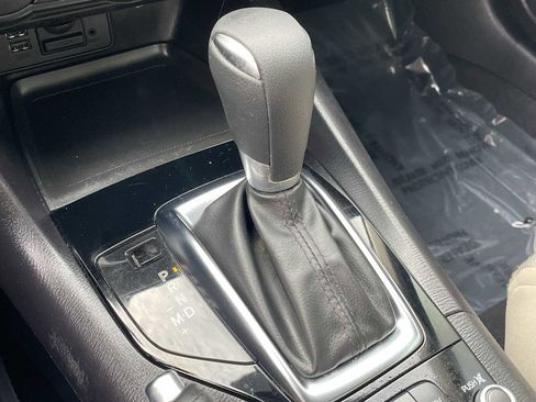 Used 2016 MAZDA MAZDA3 i Sport image 21