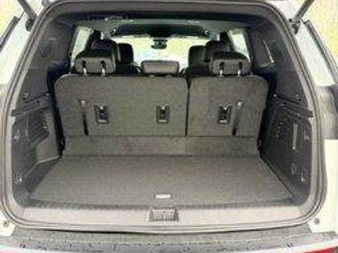 New 2026 GMC Acadia Elevation w/ Elevation Premium Package AWD/4WD image 56