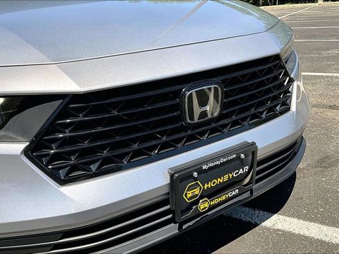 Used 2024 Honda Accord EX image 33