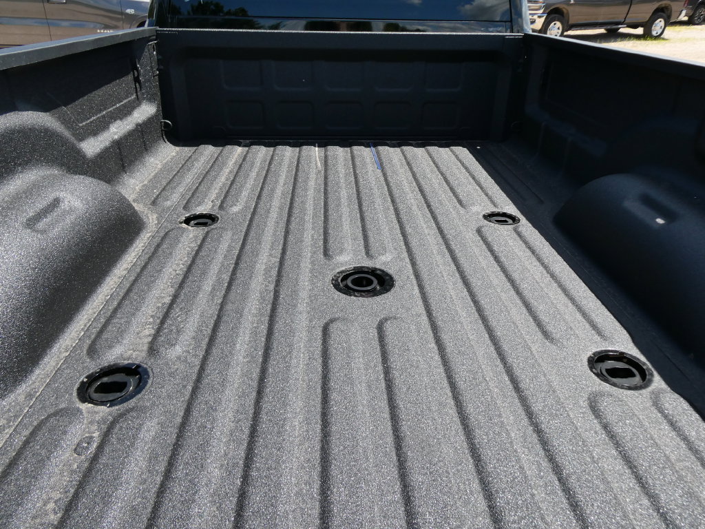 New 2026 RAM 3500 Big Horn AWD/4WD image 7