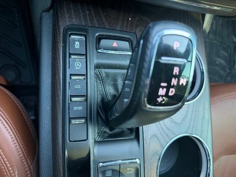 Used 2019 Maserati Ghibli S GranLusso RWD image 25
