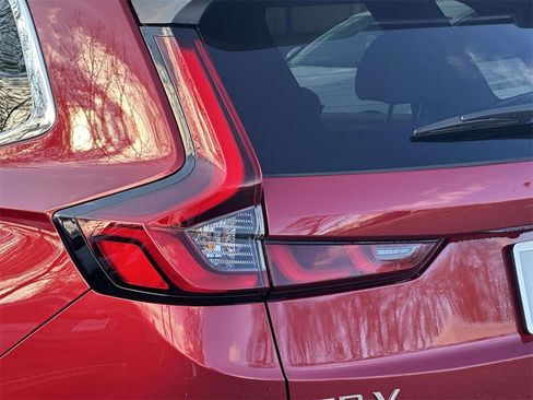 Certified 2025 Honda CR-V LX image 8