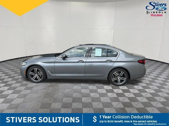 Used 2023 BMW 530i xDrive w/ Premium Package AWD/4WD image 10