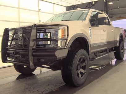 Used 2017 Ford F250 Lariat w/ Lariat Ultimate Package