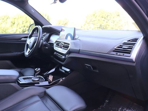 Used 2024 BMW X3 xDrive30i AWD/4WD image 18
