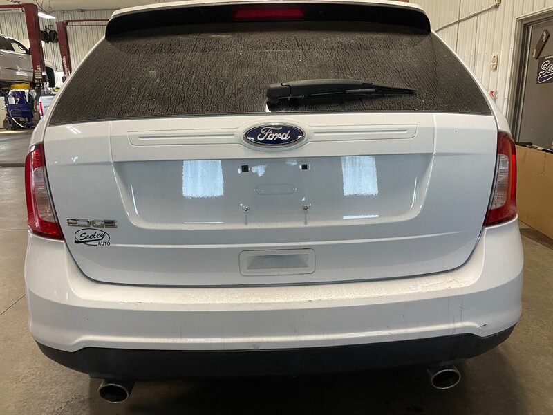 Used 2014 Ford Edge SE FWD image 22