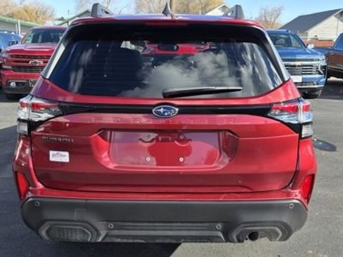 Used 2025 Subaru Forester Limited image 5