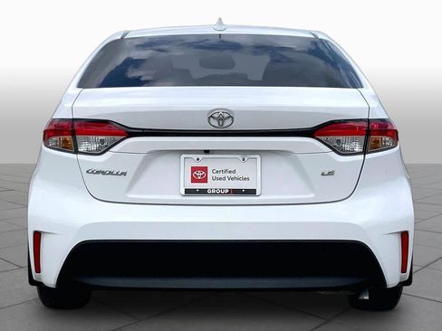 Used 2026 Toyota Corolla LE FWD image 5