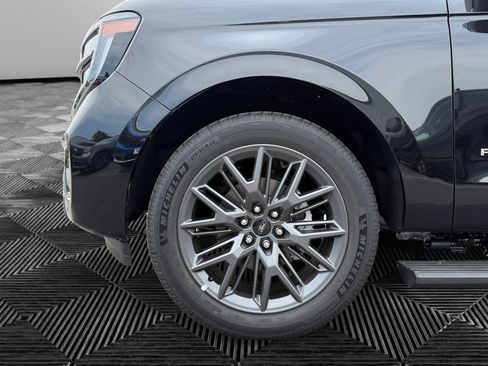 New 2027 Ford Expedition Max Platinum w/ Driver's Package RWD image 14